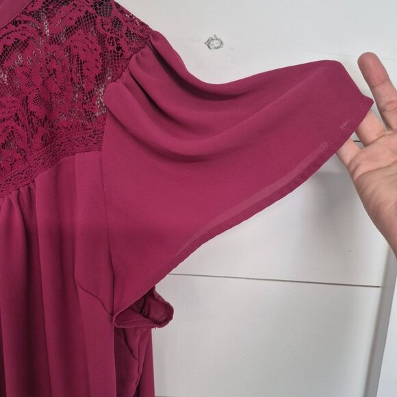 Torrid Womens Burgundy Lace Yoke Blouse Short Flutter Sleeves Button Back Detail - Picture 5 of 9